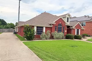 301 Mimosa Dr, Murphy, TX 75094 - Photo 2
