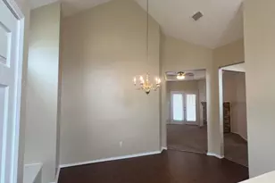 2213 Creek Royal Dr, Mesquite, TX 75181 - Photo 4
