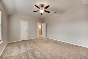 2569 Pinnacle Point Dr, Grand Prairie, TX 75054 - Photo 18