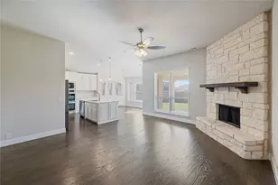 1008 Superbloom Ave, Justin, TX 76247 - Photo 4
