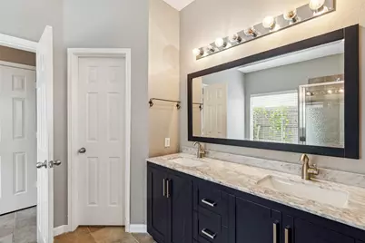 1756 Hidden Brook Drive, Grand Prairie, TX 75050 - Photo 26