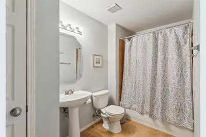 1756 Hidden Brook Drive, Grand Prairie, TX 75050 - Photo 30