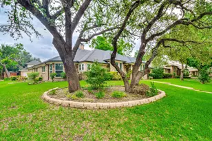 7315 Debbe Dr, Dallas, TX 75252 - Photo 2