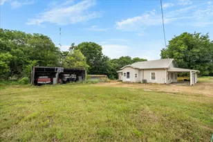 502 S Elm St, Celeste, TX 75423 - Photo 16