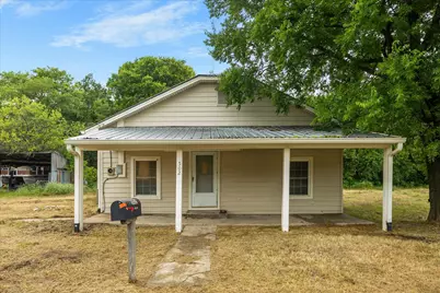 502 S Elm Street, Celeste, TX 75423 - Photo 1