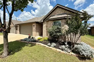 2307 Norwood St, Sherman, TX 75092 - Photo 2