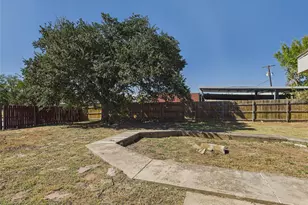 5401 Denise Dr, Haltom City, TX 76148 - Photo 20