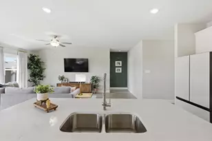 9352 Lone Maverick Dr, Fort Worth, TX 76036 - Photo 20