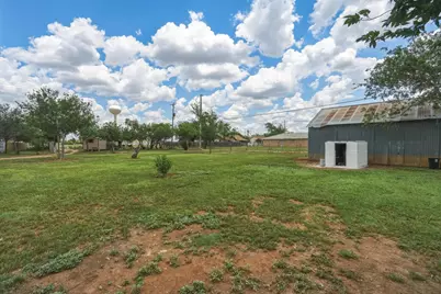 111 Rose, Merkel, TX 79536 - Photo 34