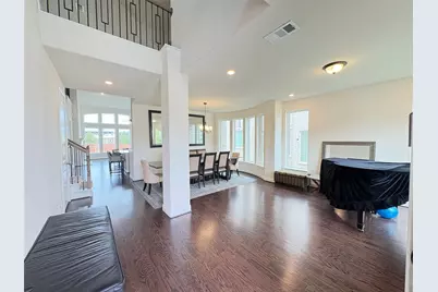 323 Butternut Way, Irving, TX 75063 - Photo 4