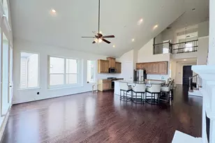 323 Butternut Wy, Irving, TX 75063 - Photo 14