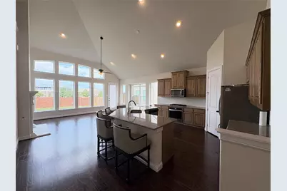 323 Butternut Way, Irving, TX 75063 - Photo 12