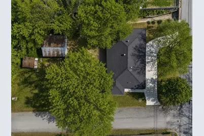 600 N Mill Street, Bowie, TX 76230 - Photo 2