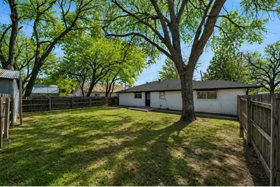 600 N Mill Street, Bowie, TX 76230 - Photo 22