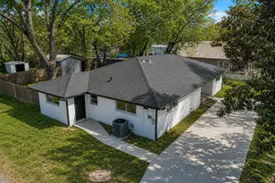 600 N Mill St, Bowie, TX 76230 - Photo 26
