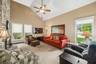 2709 Hedgeway Dr, Arlington, TX 76016 - Photo 4