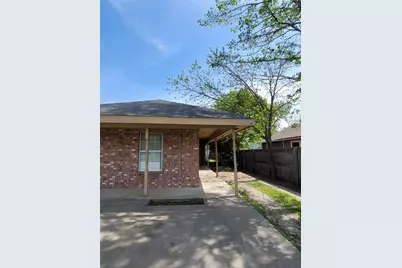 217 E Craven Avenue #A & B, Lacy Lakeview, TX 76705 - Photo 2