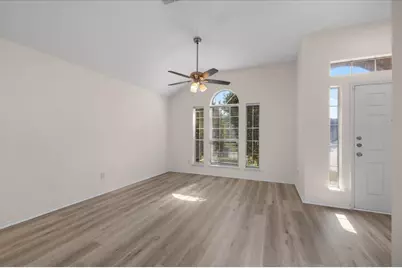 10601 Aransas Drive, Fort Worth, TX 76131 - Photo 8