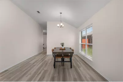 10601 Aransas Drive, Fort Worth, TX 76131 - Photo 6