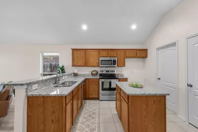 10601 Aransas Drive, Fort Worth, TX 76131 - Photo 16