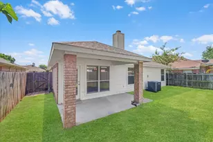 10601 Aransas Dr, Fort Worth, TX 76131 - Photo 38