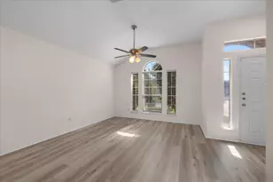 10601 Aransas Dr, Fort Worth, TX 76131 - Photo 8