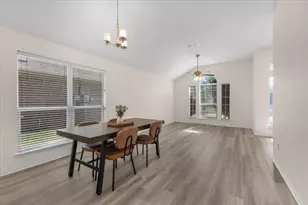 10601 Aransas Dr, Fort Worth, TX 76131 - Photo 4