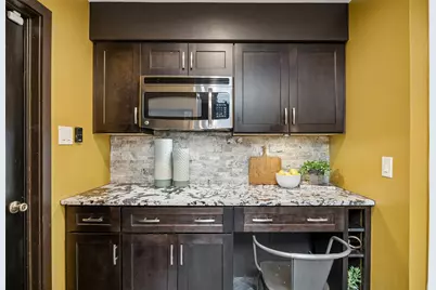 2727 Gold Rush Lane, Carrollton, TX 75007 - Photo 10