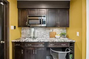 2727 Gold Rush Ln, Carrollton, TX 75007 - Photo 10
