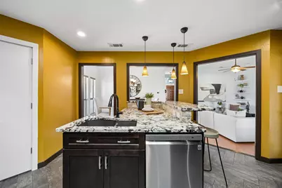 2727 Gold Rush Lane, Carrollton, TX 75007 - Photo 8