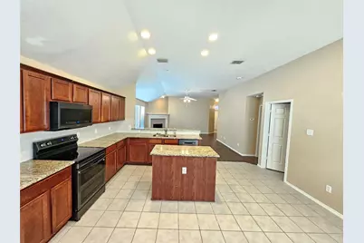 3235 Guadaloupe, Grand Prairie, TX 75054 - Photo 12