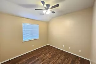 3235 Guadaloupe, Grand Prairie, TX 75054 - Photo 28