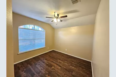 3235 Guadaloupe, Grand Prairie, TX 75054 - Photo 24
