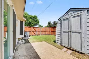 1011 Astaire Ave, Duncanville, TX 75137 - Photo 22