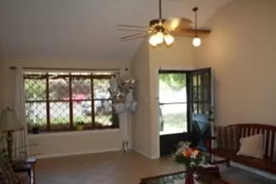 112 E Denton Drive, Euless, TX 76039 - Photo 2