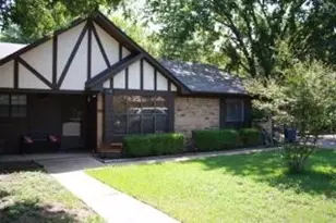 112 E Denton Dr, Euless, TX 76039 - Photo 1