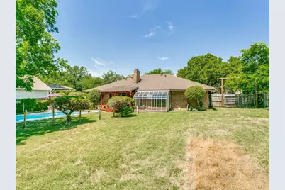 1132 N Irving Heights Drive, Irving, TX 75061 - Photo 22