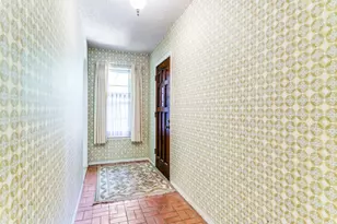 1132 N Irving Heights Dr, Irving, TX 75061 - Photo 2