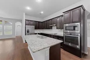 453 Rockaway Dr, Midlothian, TX 76065 - Photo 2