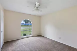 2102 E Timberview Ln, Arlington, TX 76014 - Photo 16