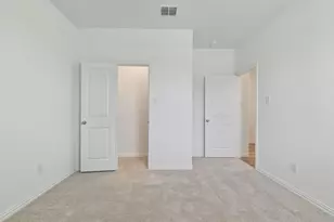 952 Dustwood Dr, Fort Worth, TX 76052 - Photo 34