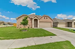 952 Dustwood Dr, Fort Worth, TX 76052 - Photo 1