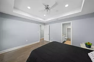 1228 Jones St, Greenville, TX 75401 - Photo 10