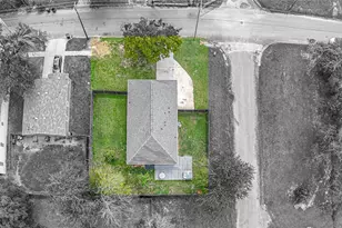 1228 Jones St, Greenville, TX 75401 - Photo 2