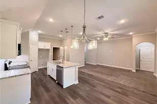 704 Hardaway Dr, Greenville, TX 75402 - Photo 6