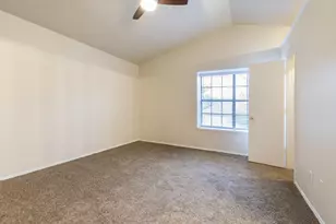 2239 Turf Club Dr, Arlington, TX 76017 - Photo 16
