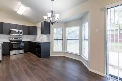 2239 Turf Club Drive, Arlington, TX 76017 - Photo 12