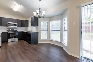 2239 Turf Club Dr, Arlington, TX 76017 - Photo 12