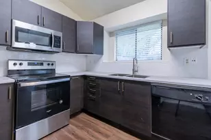 2239 Turf Club Dr, Arlington, TX 76017 - Photo 8