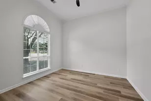 8207 Carter St, Lantana, TX 76226 - Photo 6